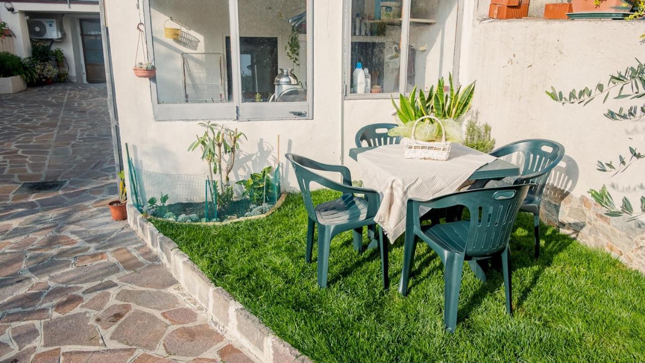 شقة La Casa Di Nonna Agnese - Italian Homing بادينغي سول غاردا المظهر الخارجي الصورة